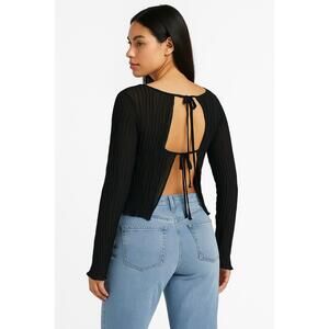 NWT UO Black Crinkle Texture Lettuce Hem Sheer Long Sleeve Blouse Top‎ Large